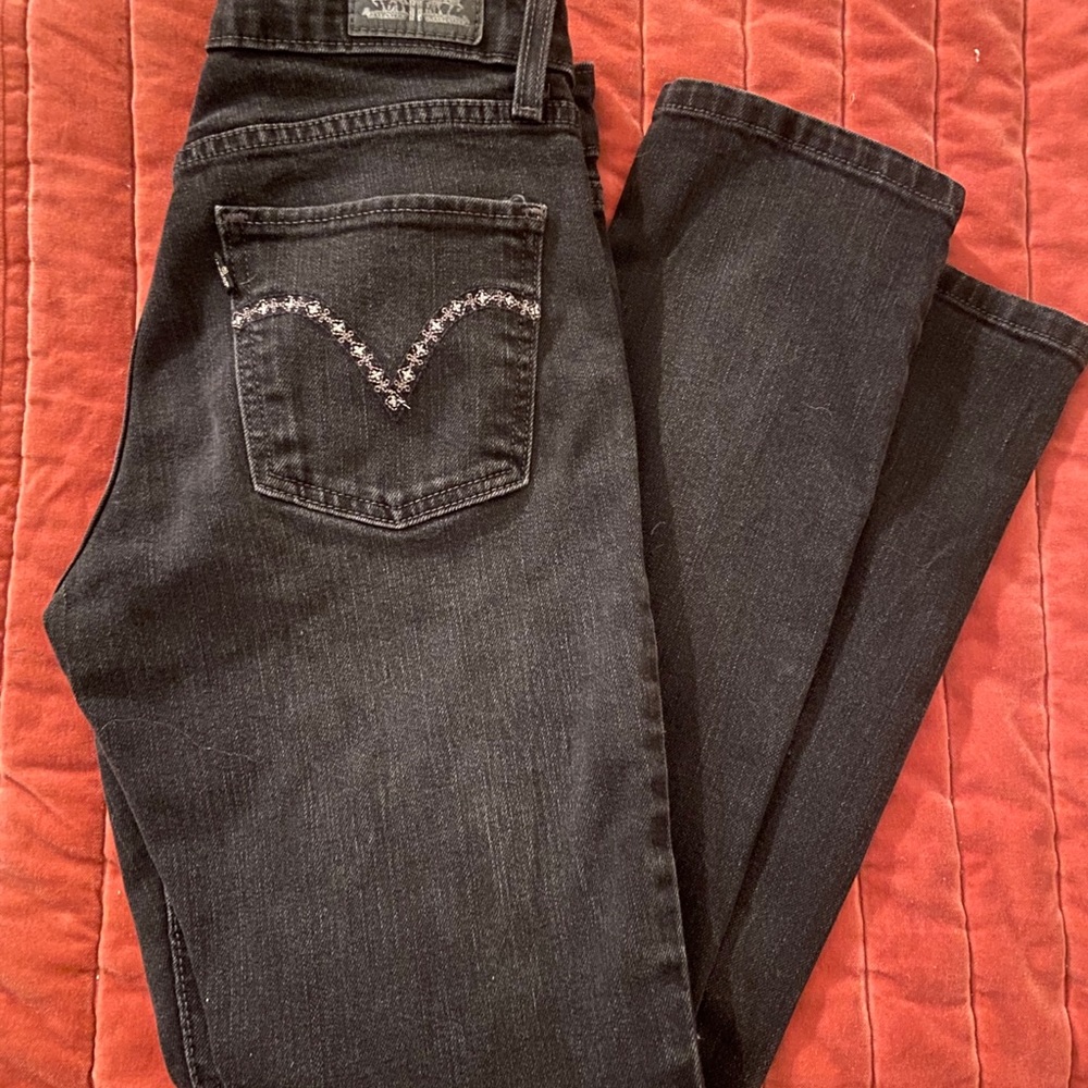 levi’s mid rise skinny black embroidered 27